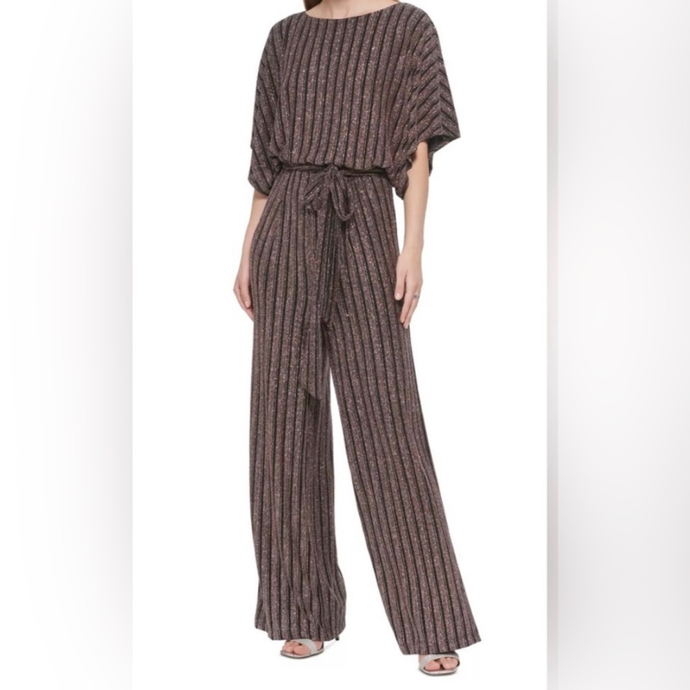 Elegant Striped Jumpsuit in Black and Gold